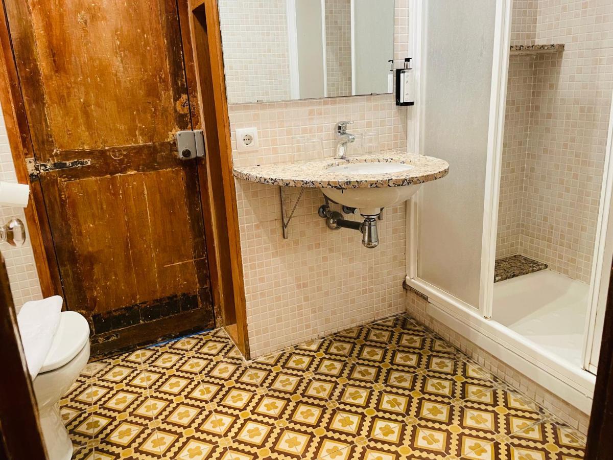 Casa Cundaro Hotel Girona Luaran gambar