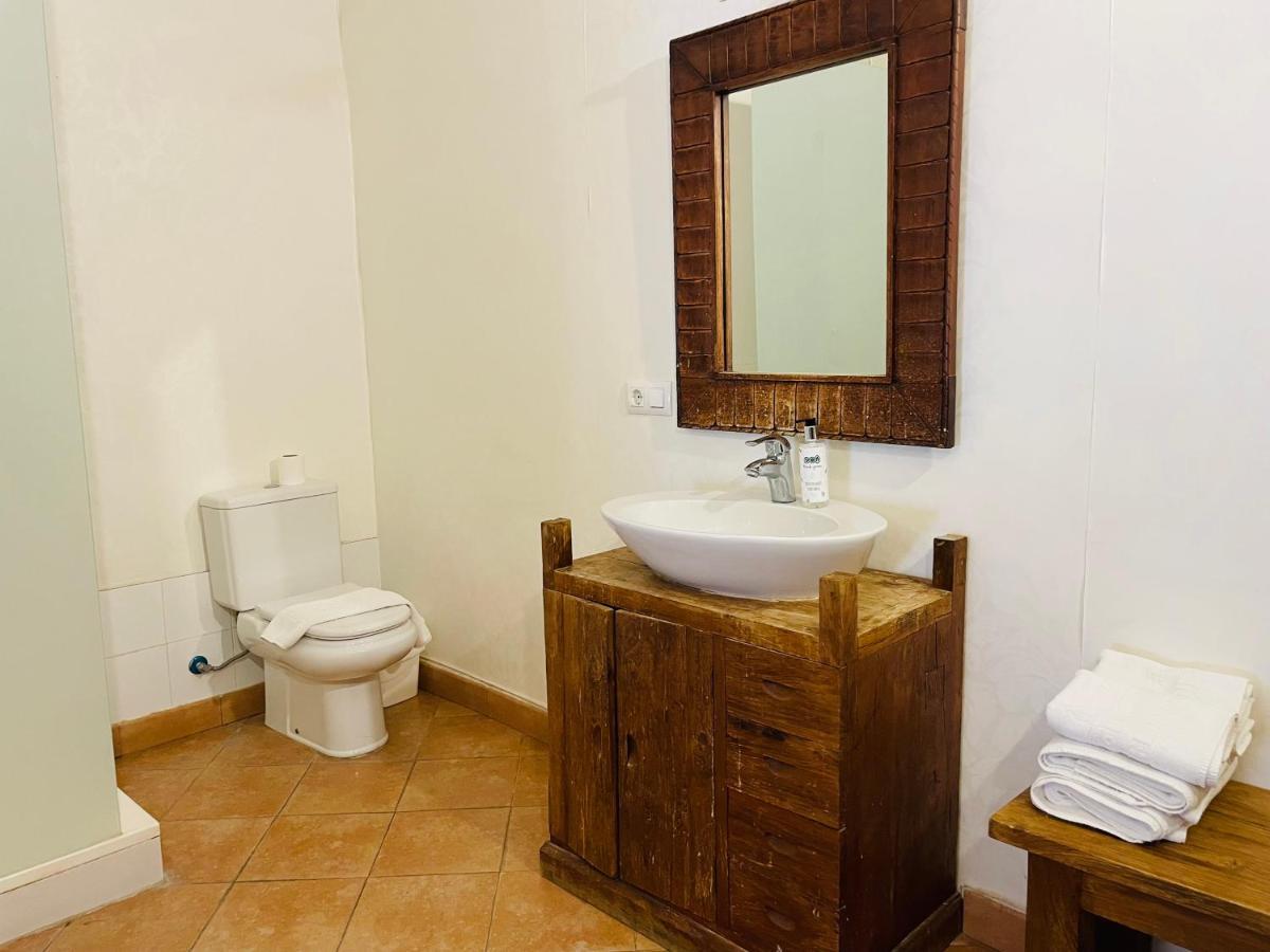 Casa Cundaro Hotel Girona Luaran gambar