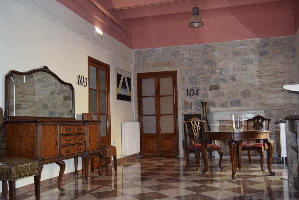 Casa Cundaro Hotel Girona Luaran gambar